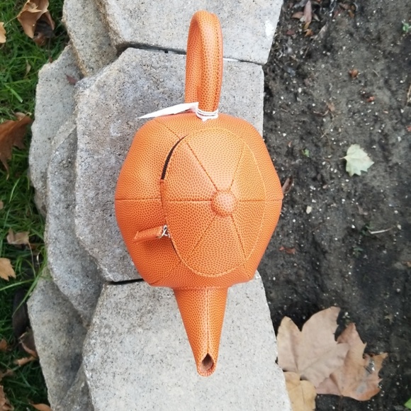 Basketball 🏀 Orange Teapot Clutch Purse bag - Picture 2 of 3